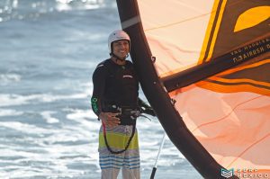 Fernando Stalla Learns to Kitesurf at Surf Mexico